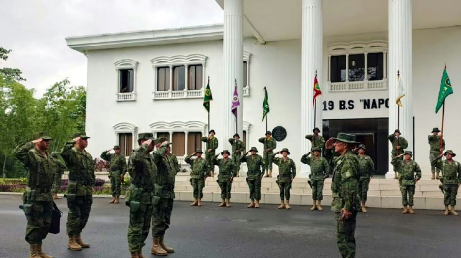 Ecuador despliega a 1.500 militares en una operaci&oacute;n contra la guerrilla colombiana