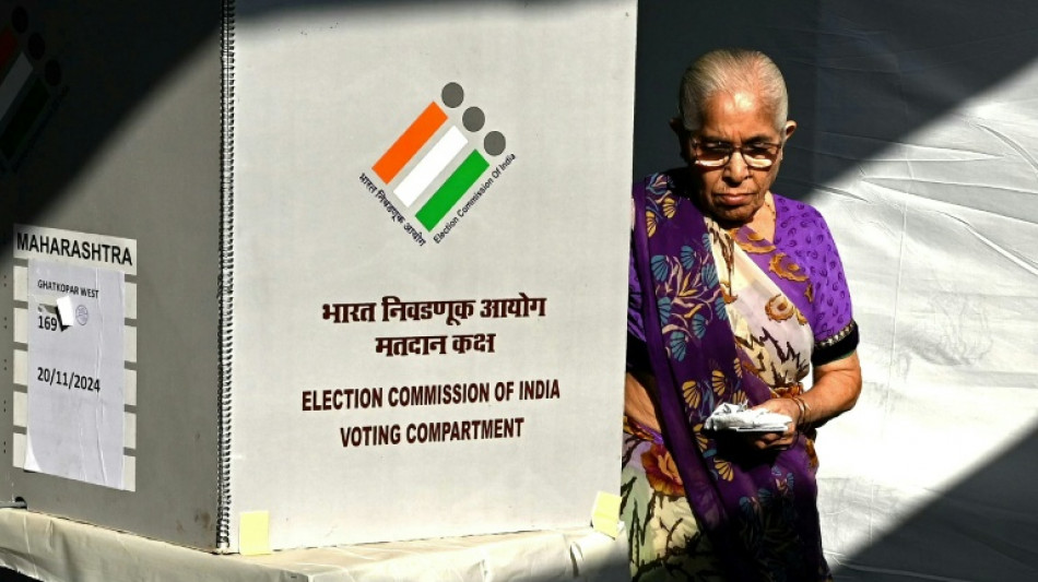 India's Election Commission under fire from opposition