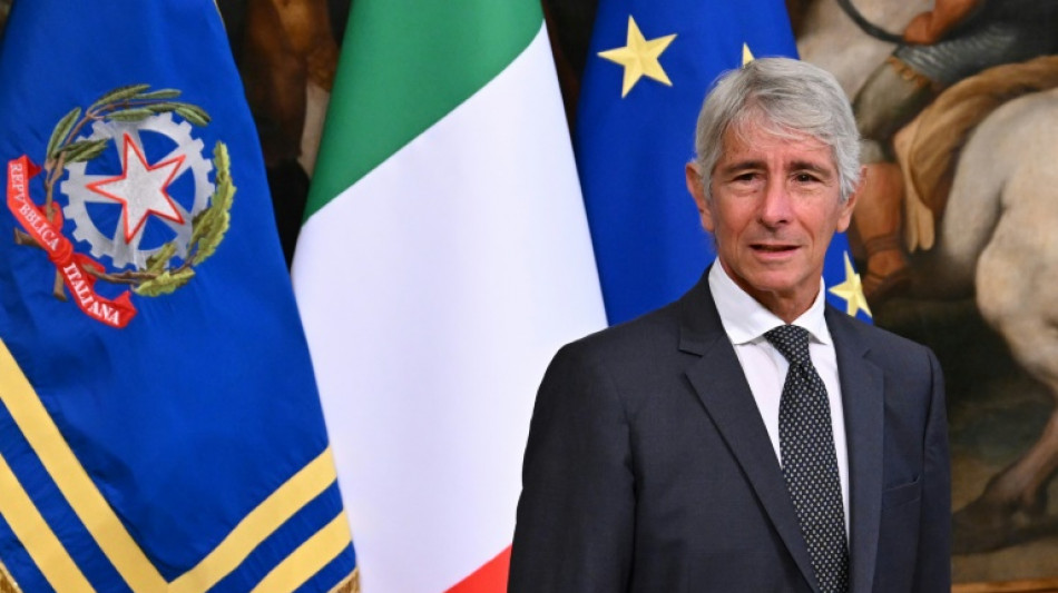 Ministro dos Esportes da It&aacute;lia nega ser homof&oacute;bico ap&oacute;s coment&aacute;rios sobre jogador gay