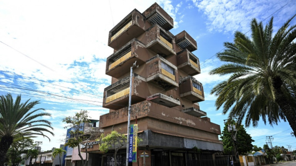 Venezuela: ex-"Perle des Cara&iuml;bes", l'&icirc;le de Margarita lutte pour &eacute;chapper &agrave; la d&eacute;cadence
