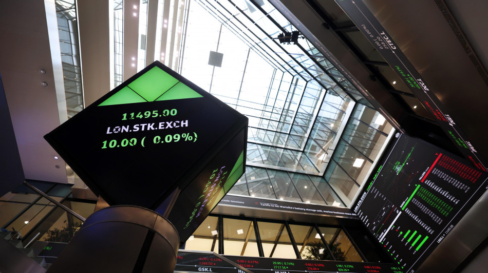 Borsa: l'Europa positiva tra tassi e dazi, Milano +1,3%