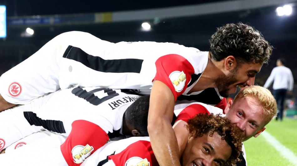 Frankfurt souver&auml;n weiter: Ekitike-Show in Braunschweig