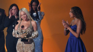 Amor por Los Angeles e mensagens pol&iacute;ticas: os principais momentos do Grammy