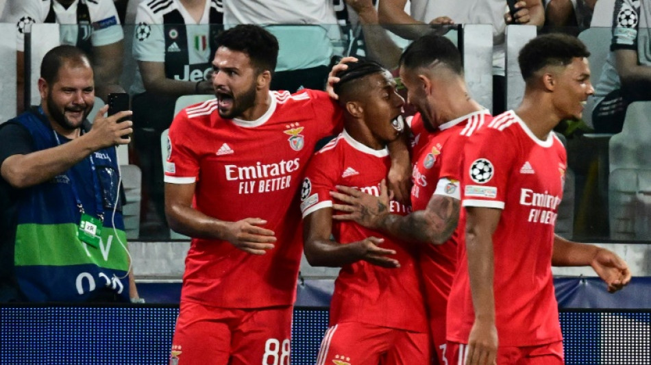 Benfica sink dismal Juve to win 12th straight match