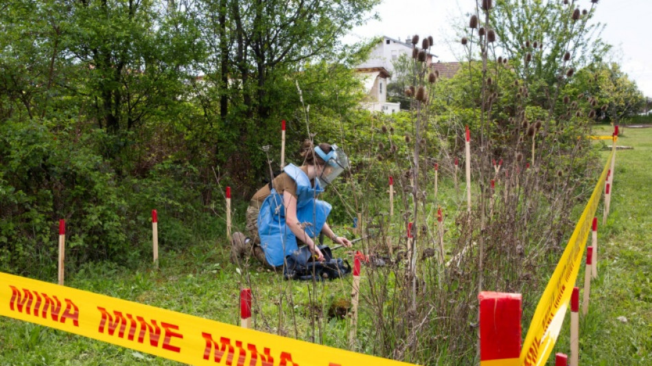 Au Kosovo, des Ukrainiennes apprennent &agrave; d&eacute;samorcer les "tueurs aveugles"