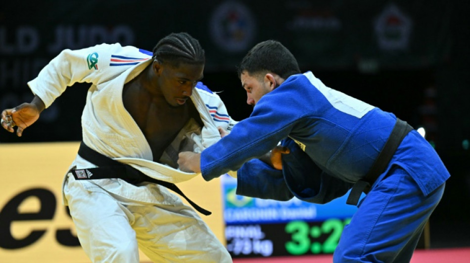 Judo: le Fran&ccedil;ais Joan-Benjamin Gaba sacr&eacute; champion du monde en -73 kg