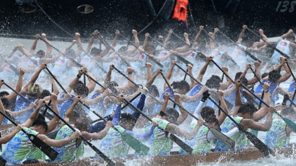A Hong Kong, le retour en gr&acirc;ce du festival des bateaux-dragons