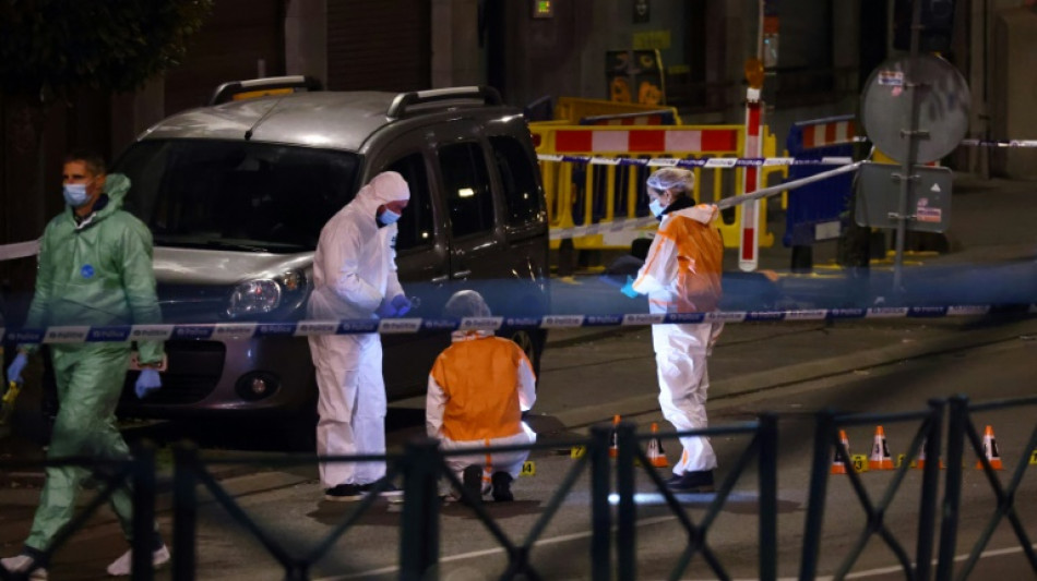 Suspeito de atentado em Bruxelas morre depois de ser baleado pela pol&iacute;cia