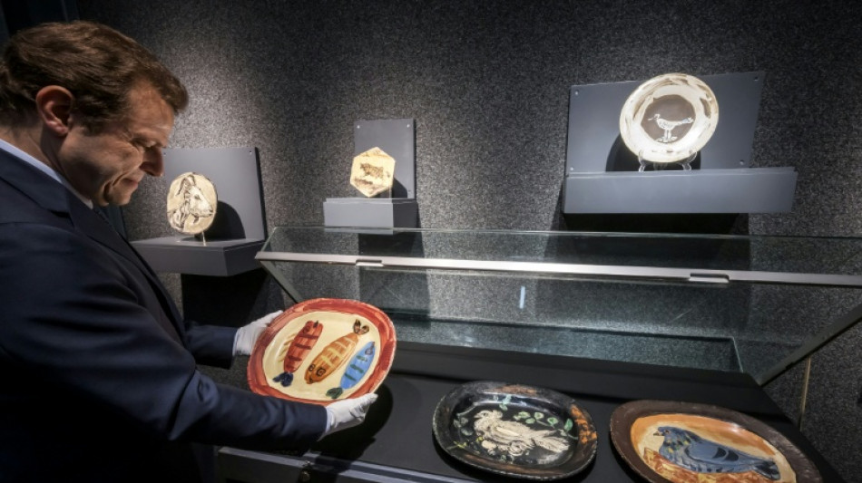 Sieben Picasso-Teller f&uuml;r 290.000 Euro versteigert