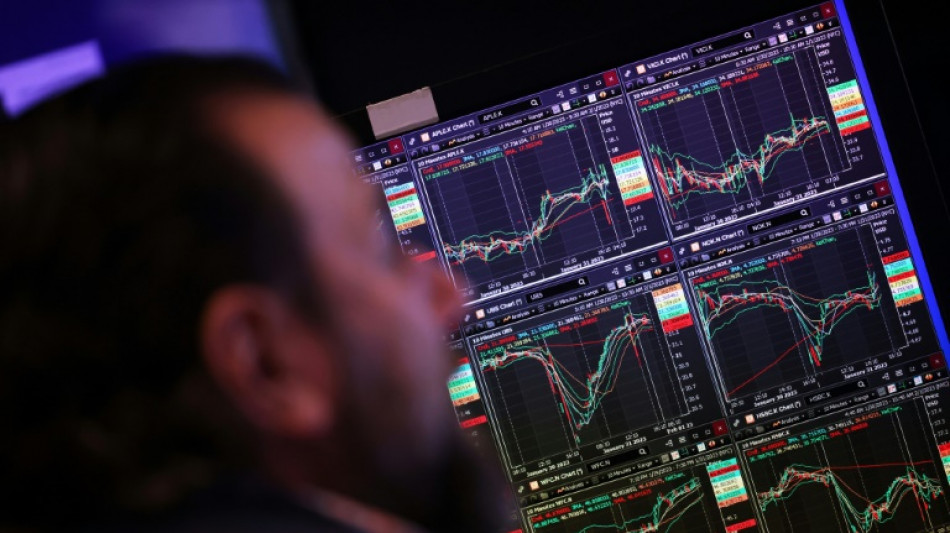 Wall Street ouvre dans le vert tir&eacute;e par Microsoft