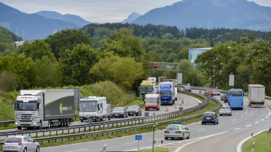 Stauprognose: ADAC rechnet zum Ferienende mit &uuml;berschaubarem Verkehrsaufkommen