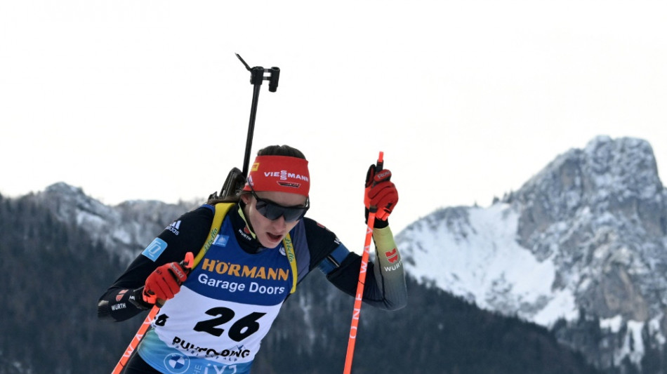 Biathletin Voigt l&auml;uft im Massenstart auf Platz f&uuml;nf
