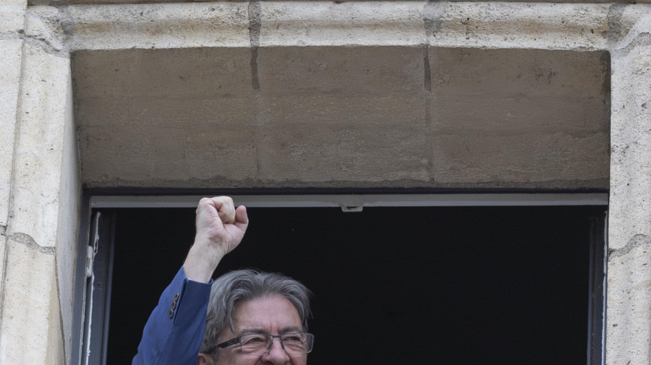 M&eacute;lenchon, 'Macron ci consulti su nomina commissario Ue'