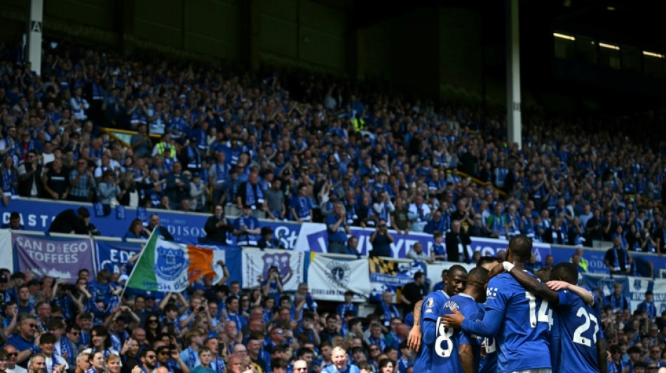 Everton win on Goodison farewell, Vardy makes it 200 in Leicester swansong