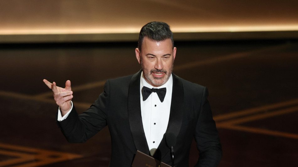 Kimmel non si lascia intimorire e nello show torna a deridere Trump