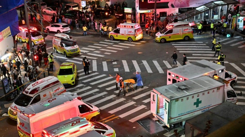 Feuerwehr: Mindestens 120 Menschen bei Gedr&auml;nge in Seoul get&ouml;tet