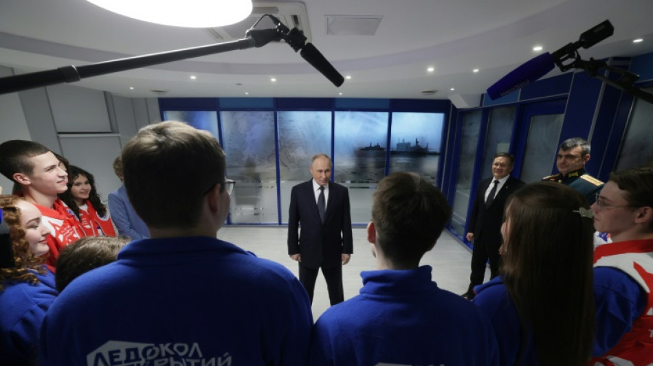 Putin plantea una "administraci&oacute;n transitoria" en Ucrania bajo tutela de la ONU