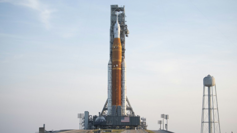 La nouvelle fus&eacute;e de la Nasa en place pour son d&eacute;collage vers la Lune dans 12 jours