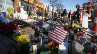 Governo Trump suspende dois agentes de imigra&ccedil;&atilde;o envolvidos em ataque a tiros em Minneapolis