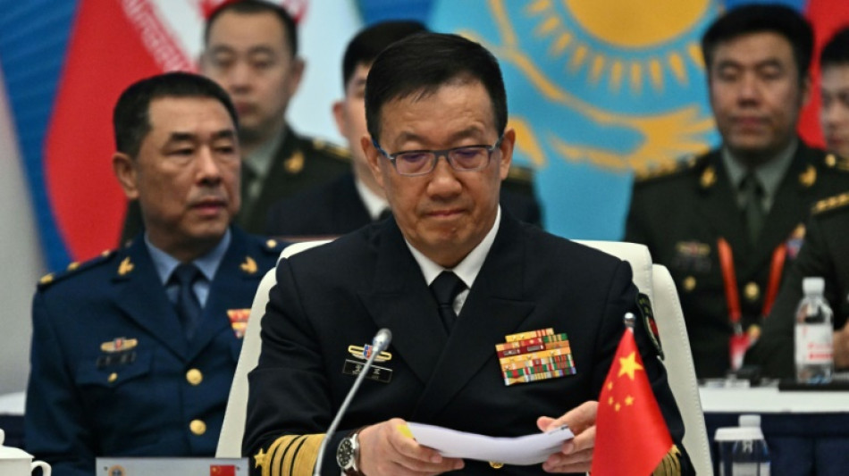 China recebe ministros da Defesa do Ir&atilde; e da R&uacute;ssia em momento de 'mudan&ccedil;as cruciais'