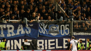 Klos weint, Fans sorgen f&uuml;r Chaos: Bielefeld zerlegt sich