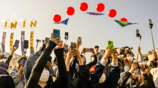 S&uuml;dkorea: Tausende Fans der K-Pop-Band BTS bereiten sich in Seoul auf Fan-Fest vor