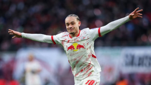 PSG vende Xavi Simons ao Leipzig e empresta Skriniar ao Fenerbah&ccedil;e