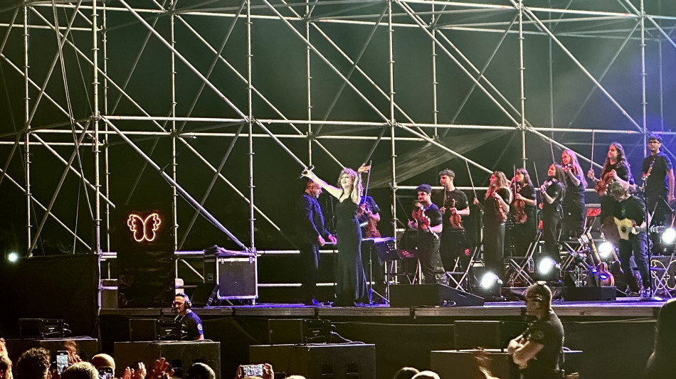 Fiorella Mannoia incanta Lanciano, dal palco l'appello per Gaza