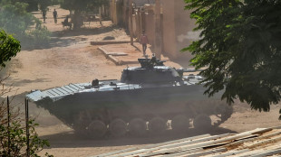 Au Soudan, la guerre se poursuit en attendant la tr&ecirc;ve en soir&eacute;e