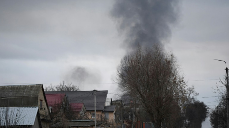 El ej&eacute;rcito ruso se acerca a Kiev para "decapitar" al gobierno, seg&uacute;n EEUU