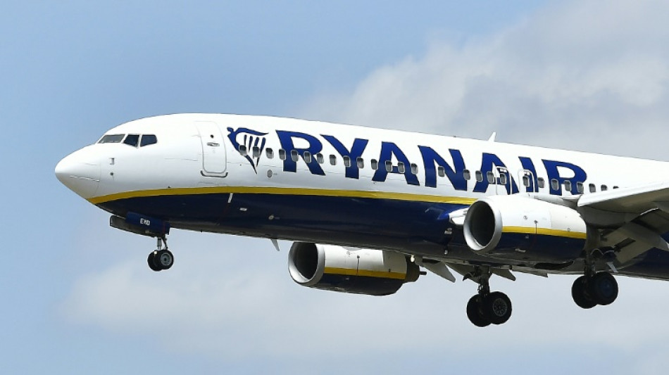 Governo da Espanha e Ryanair trocam acusa&ccedil;&otilde;es ap&oacute;s multa por pr&aacute;ticas abusivas