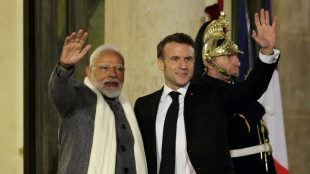 EUA pede desconfian&ccedil;a dos 'regimes autorit&aacute;rios' durante c&uacute;pula da IA em Paris