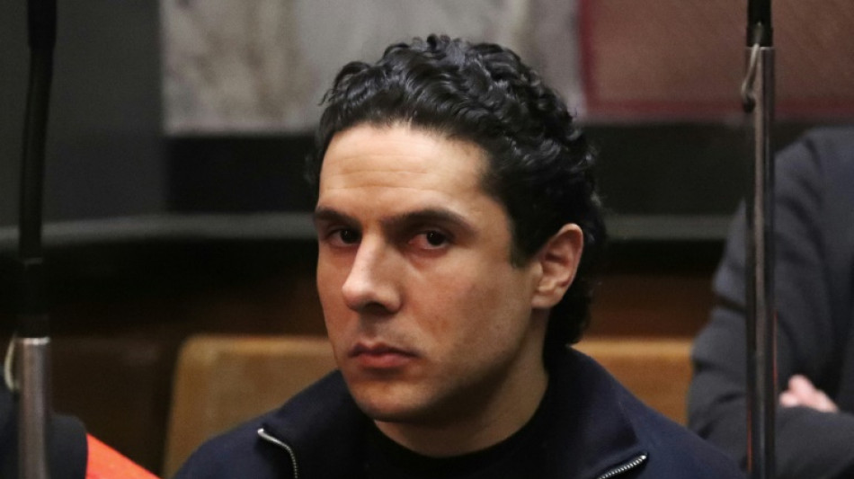 Otages de l'EI en Syrie: Nemmouche d&eacute;clare &agrave; l'ouverture de son proc&egrave;s &agrave; Paris qu'il n'&eacute;tait pas le "ge&ocirc;lier"