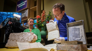 Descubren en Pa&iacute;ses Bajos una c&aacute;psula del tiempo centenaria escondida bajo una estatua