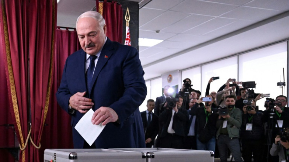 B&eacute;larus: Loukachenko r&eacute;&eacute;lu sans opposition pour un 7e mandat pr&eacute;sidentiel