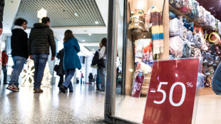 Saldi, Confesercenti: 'Comprer&agrave; quasi un italiano su due'