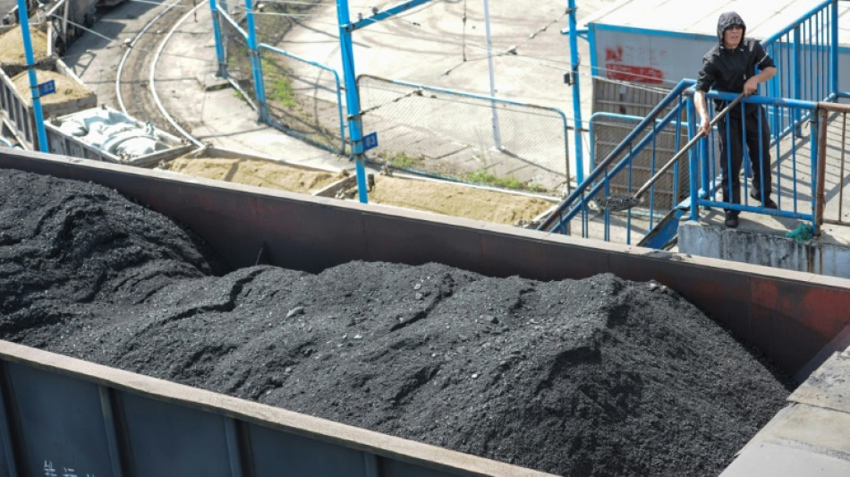 China apuesta por el carbón ante la escasez de energía
