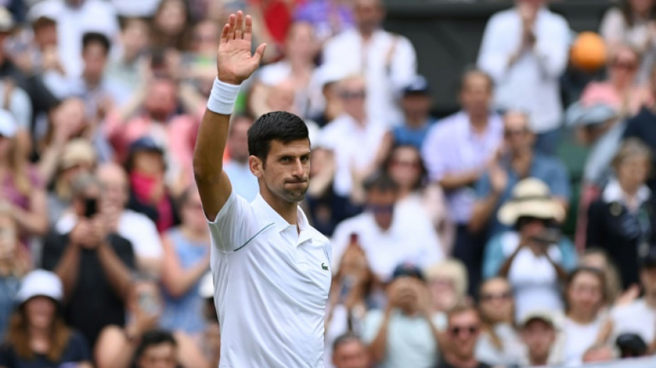 Djokovic se pasea en su clasificaci&oacute;n para octavos de Wimbledon