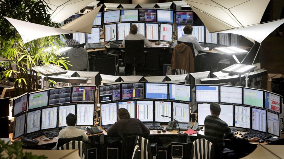 Borsa: Milano regina in Europa con le banche