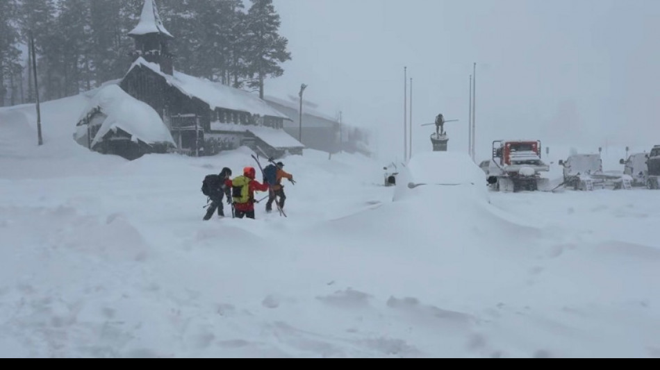 Clima extremo atrasa recupera&ccedil;&atilde;o de corpos de v&iacute;timas de avalanche na Calif&oacute;rnia