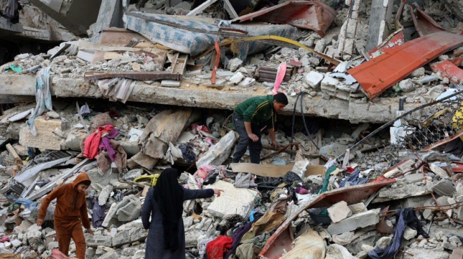 Les Palestiniens reprennent la route &agrave; travers Gaza apr&egrave;s le retrait isra&eacute;lien 