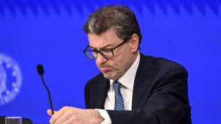 Giorgetti, 'no a case green. Il tema &egrave; chi paga'
