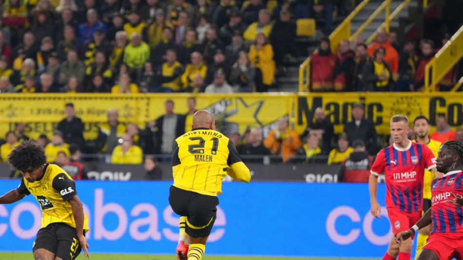 Adeyemis Doppelpack - und sp&auml;tes Bangen: BVB Tabellenf&uuml;hrer