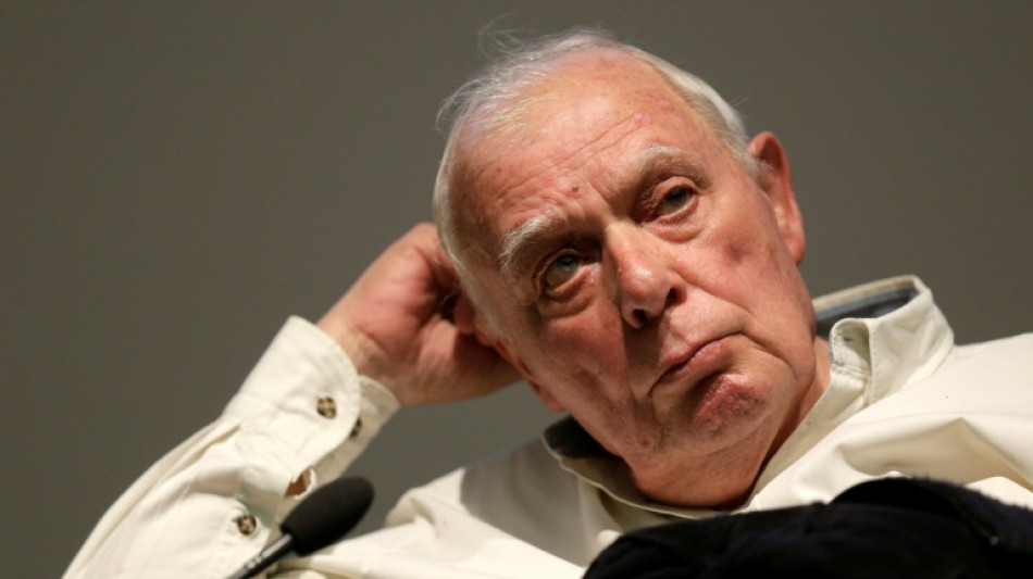 Ant&oacute;nio Lobo Antunes, um narrador cr&iacute;tico de Portugal contempor&acirc;neo