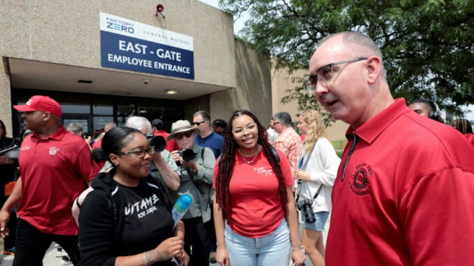 Le salon automobile de D&eacute;troit ouvre sous la menace d'une gr&egrave;ve