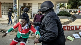 Un muerto en las protestas contra centro de cuarentena contra el &eacute;bola de EEUU en Kenia