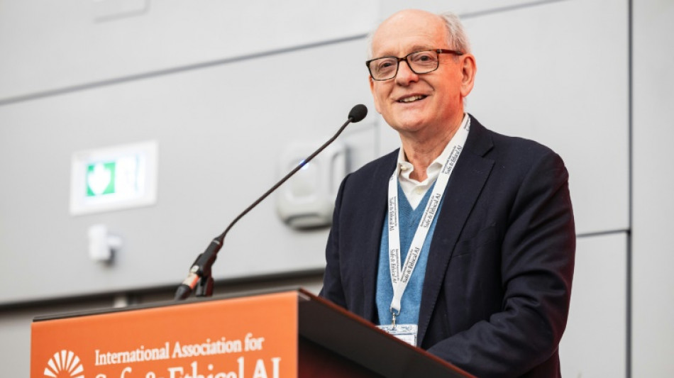 IA: sans "garanties en b&eacute;ton", on court droit "au d&eacute;sastre", selon un expert 