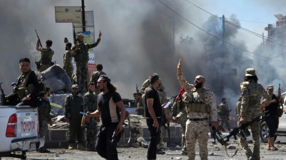 Syrische Regierungskr&auml;fte r&uuml;cken in Drusenstadt Suweida ein - Israel f&uuml;hrt Luftangriffe aus