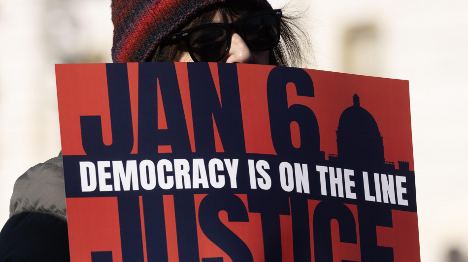 Assalto al Capitol, attivista condannato a pi&ugrave; di quattro anni