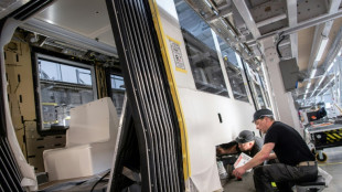 France: la production industrielle se replie de 1,1% en juillet, selon l'Insee